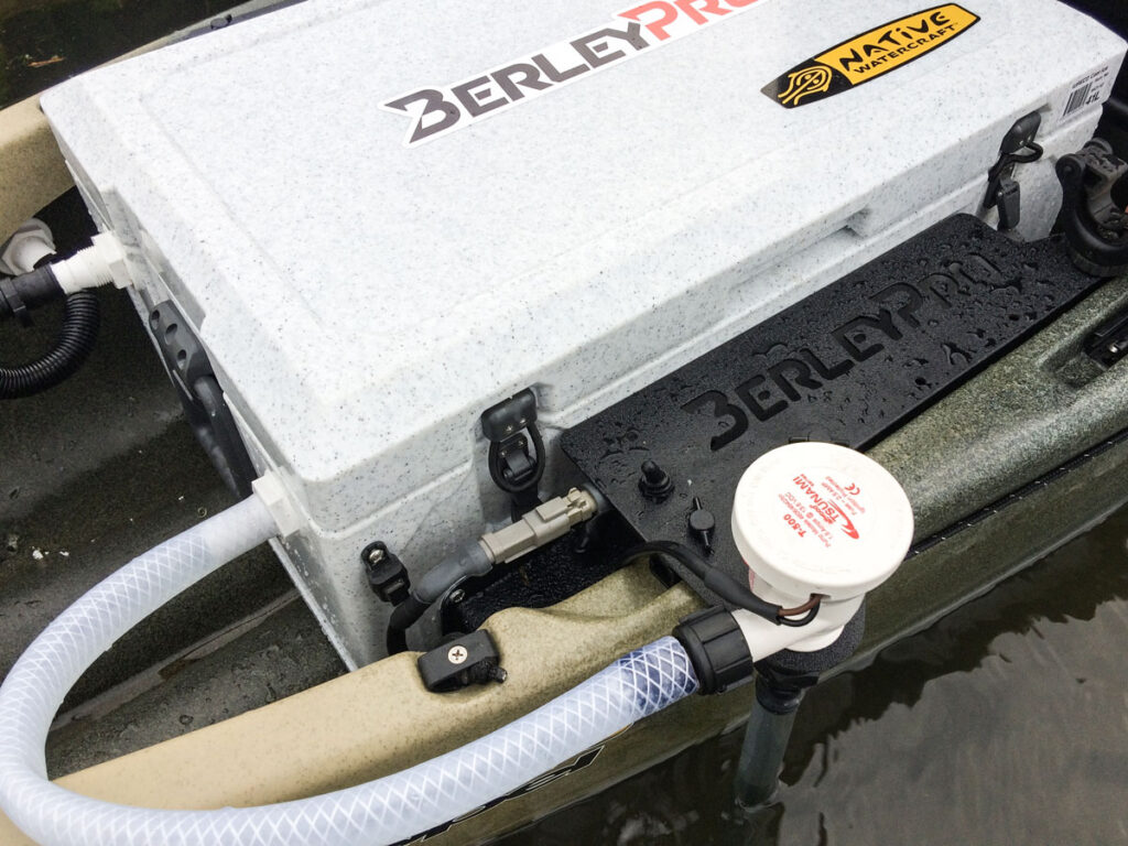 Native Watercraft Ultimate FX Propel Live Well