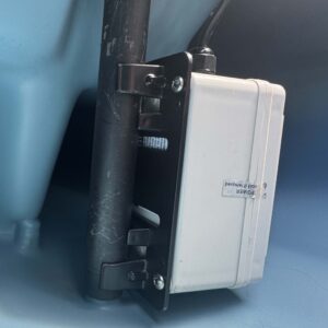 Battery-Hobie-Mast-Mount-Battery-On-3quarter
