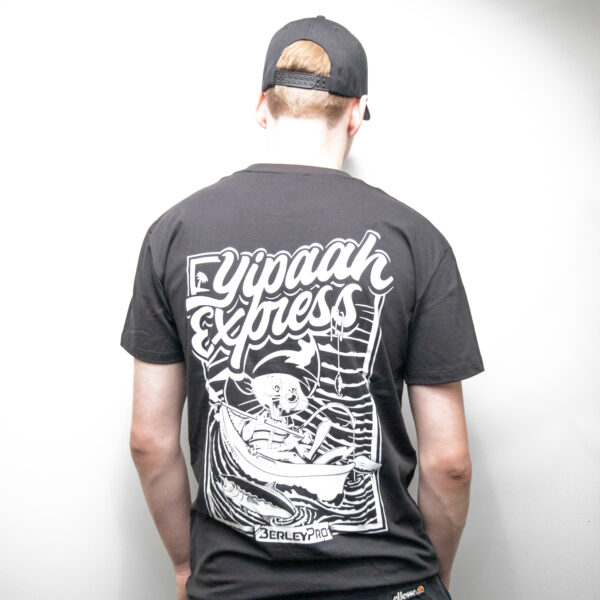 Rocking a sleek black cap and the BerleyPro Yipaah Express T-Shirt, this legend brings together style and fun effortlessly. The shirt is decked out with a cool cartoon character cruising in a boat graphic, making it the ultimate gear for anyone who loves to blend adventure with swag!.