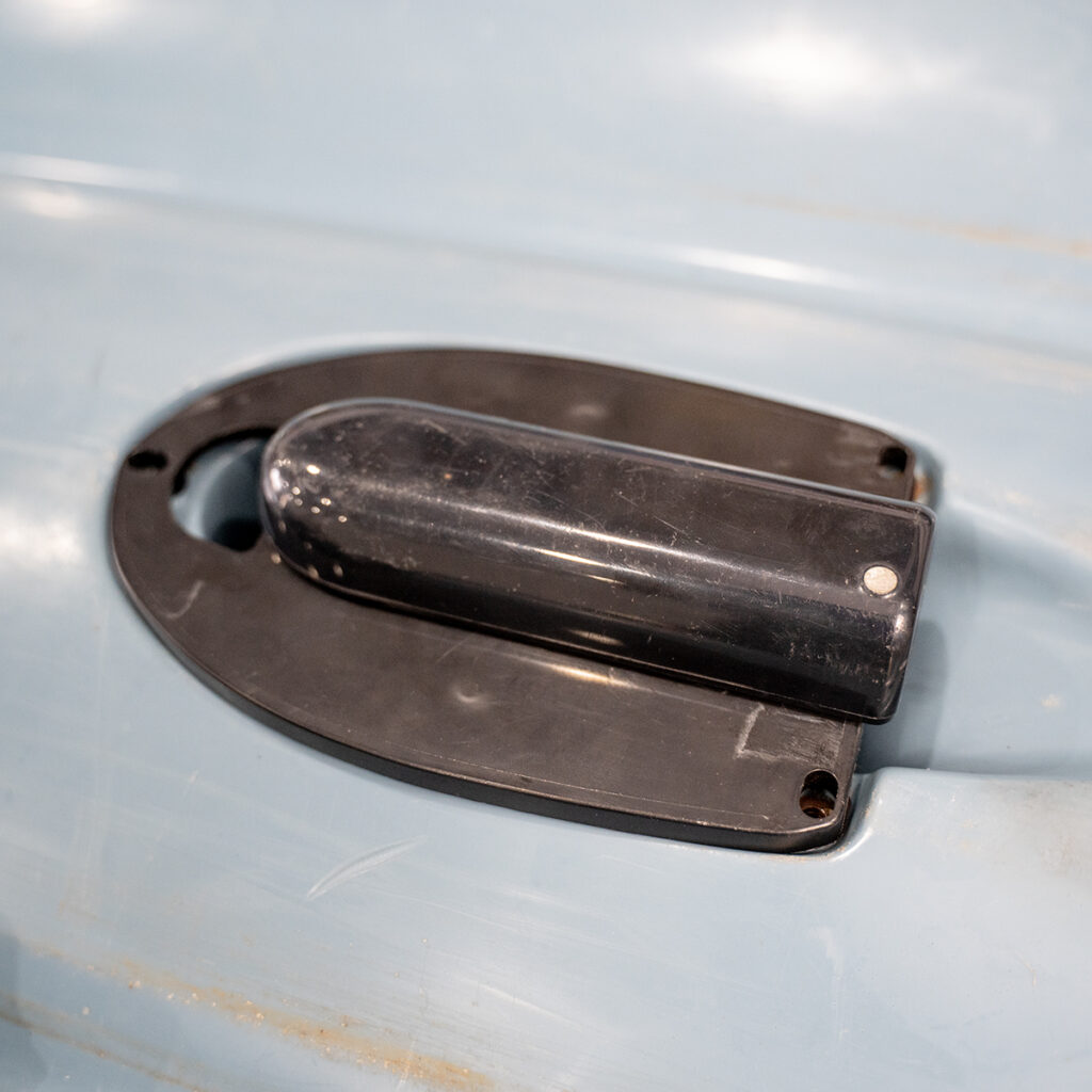 How to Install a BerleyPro Uni-Trans Mount for Garmin on a Hobie Compass (Step-by-Step Tutorial) 3