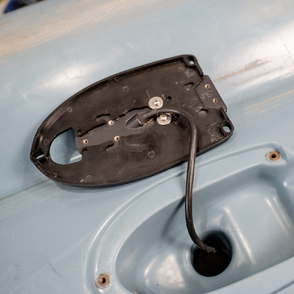 How to Install a BerleyPro Uni-Trans Mount for Garmin on a Hobie Compass (Step-by-Step Tutorial) 2