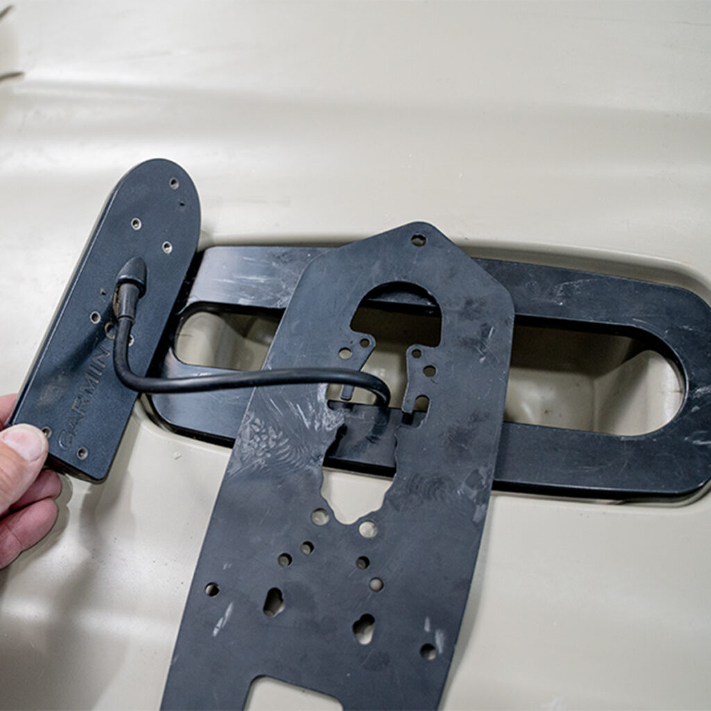 How to Install a BerleyPro Uni-Trans Mount for Garmin on a Hobie Lynx / Passport (Step-by-Step) 2 How to Install a BerleyPro Uni-Trans Mount for Garmin on a Hobie Lynx / Passport (Step-by-Step)