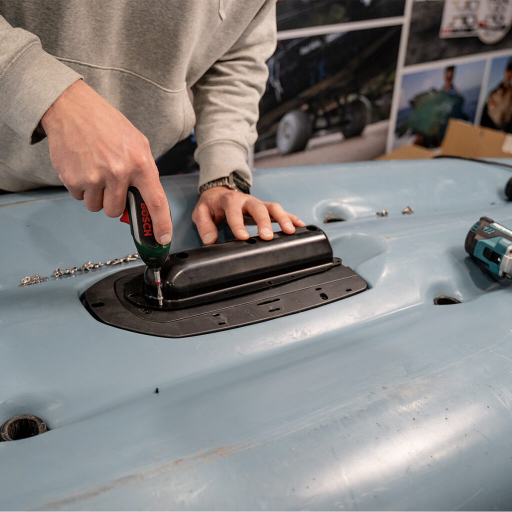 How to Install a BerleyPro Uni-Trans Mount for Garmin on a Hobie Outback