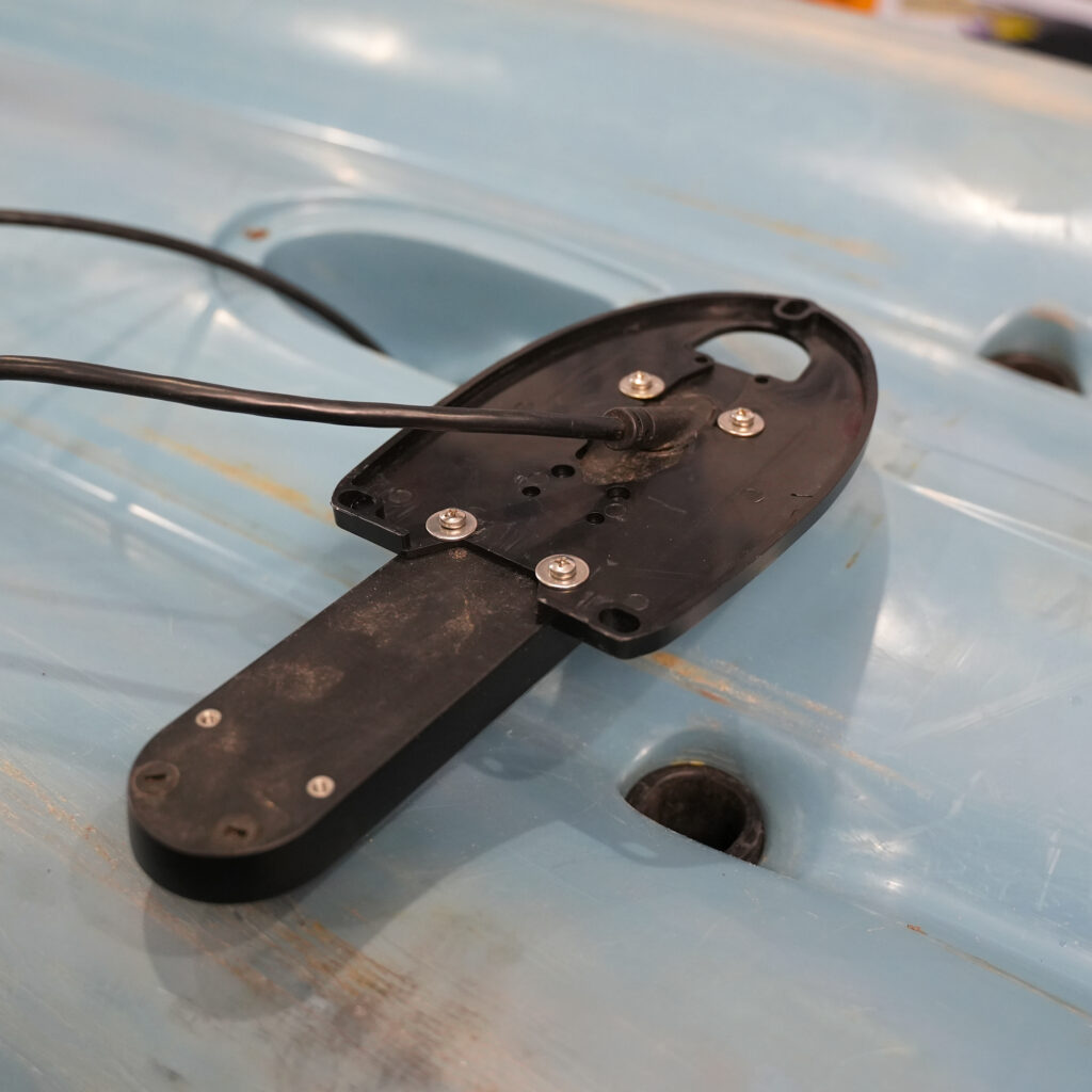 How to Install a BerleyPro Uni-Trans Mount for Lowrance Active Imaging HD on a Hobie Compass 2 How to Install a BerleyPro Uni-Trans Mount for Lowrance Active Imaging HD on a Hobie Compass